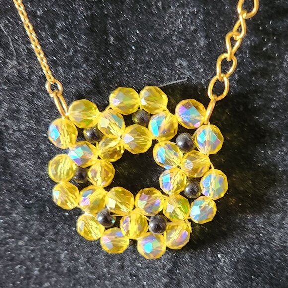 Bright Yellow Crystal Flower Necklace - Picture 1 of 2